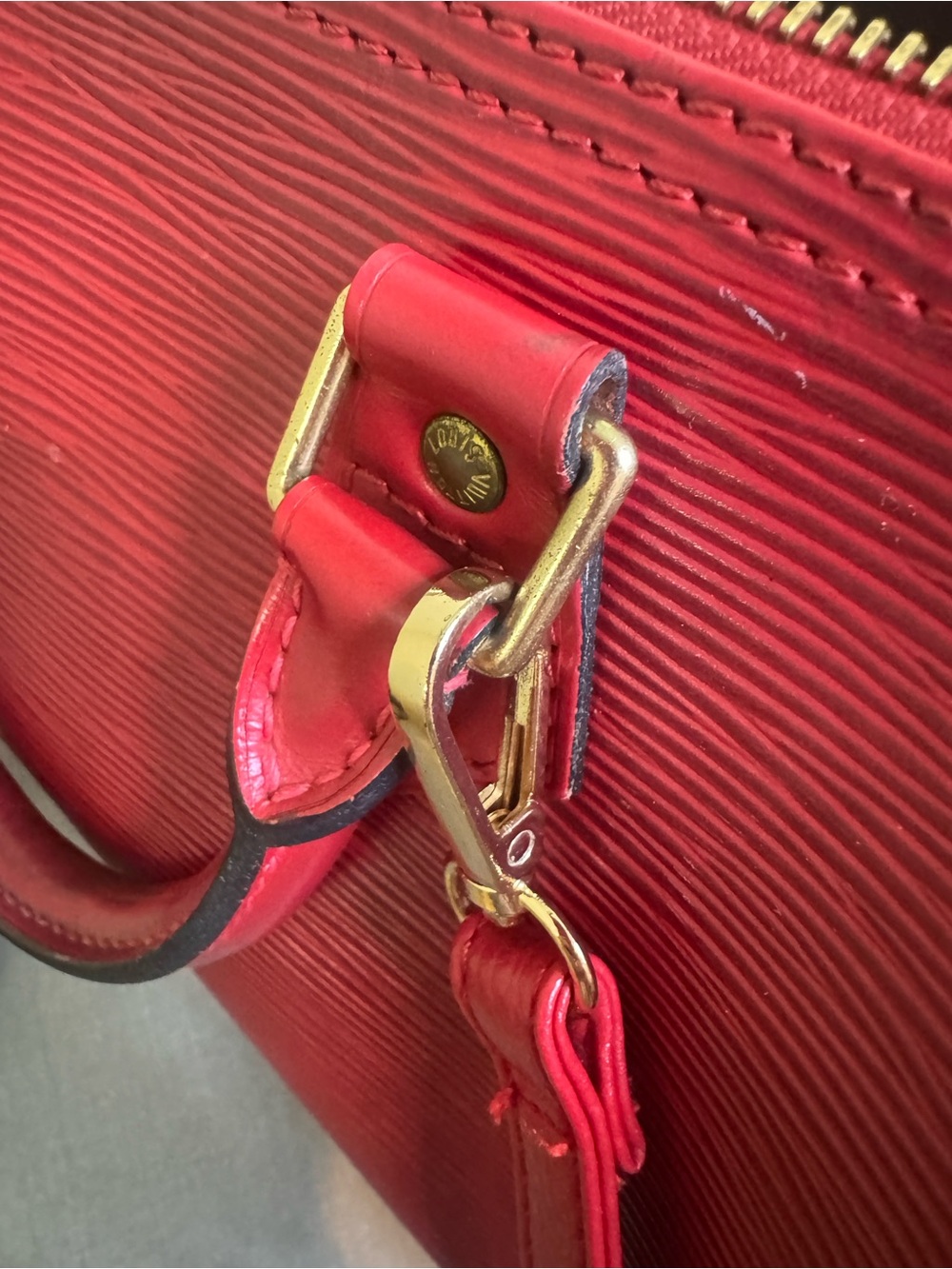 Louis Vuitton Red Epi Leather Speedy 30 Bag - Picture 6 of 11